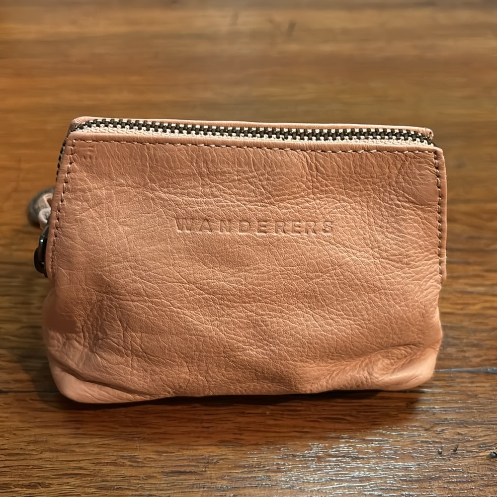 Wanderer Travelers leather wallet coin ID Key card case pouch